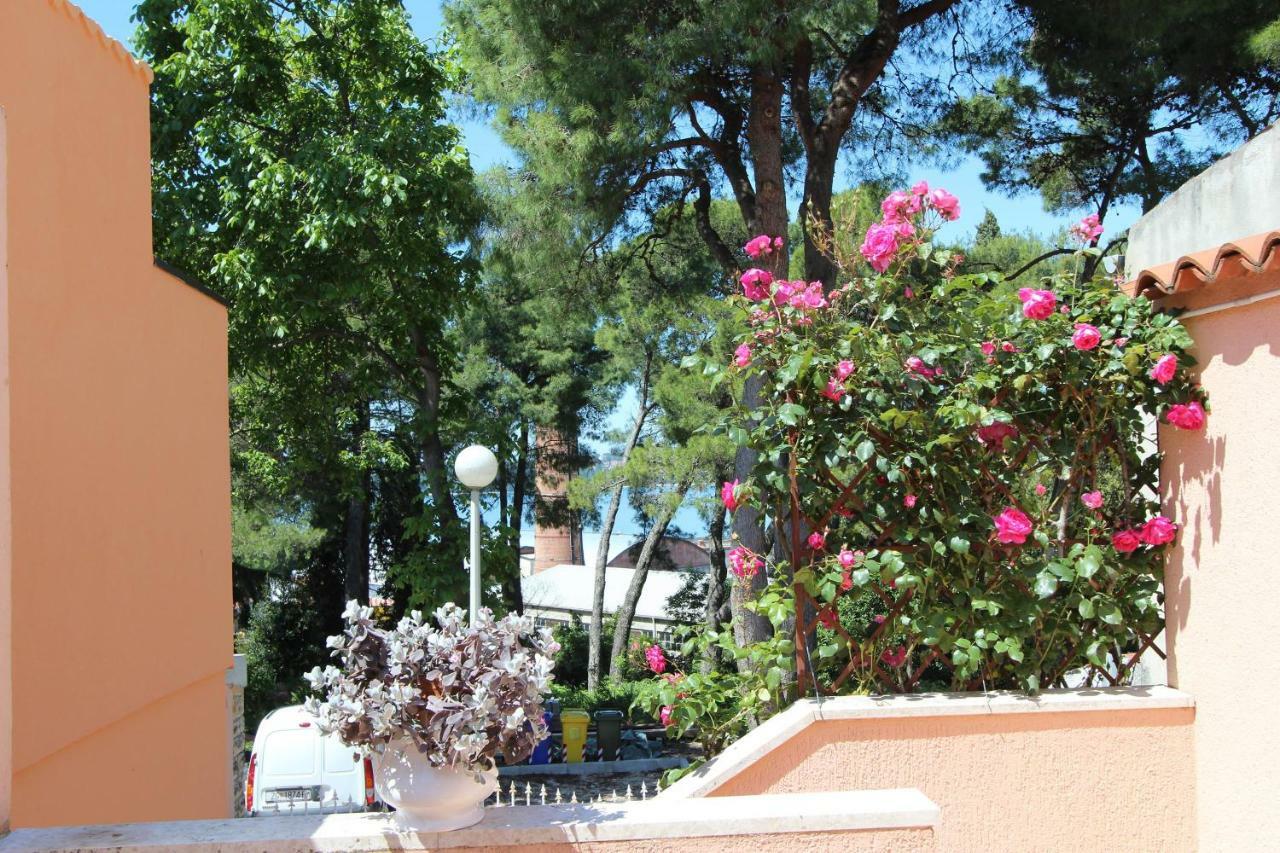 Apartments Villa Lucu Rovinj Zewnętrze zdjęcie